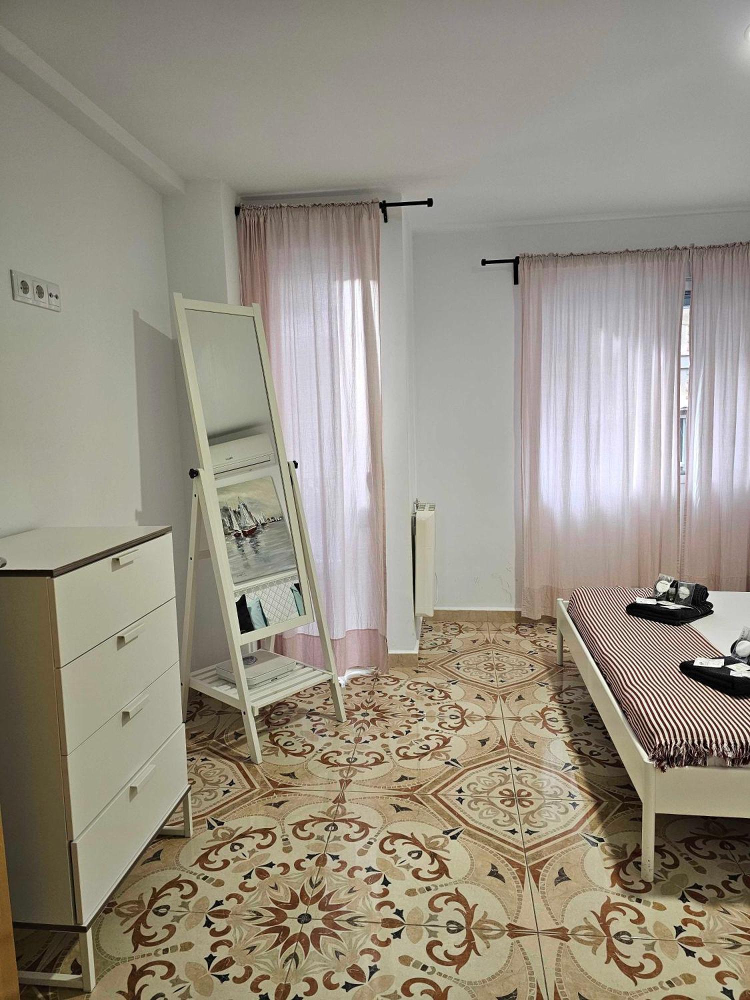 SunCastle Apartamentos Alicante Exterior foto